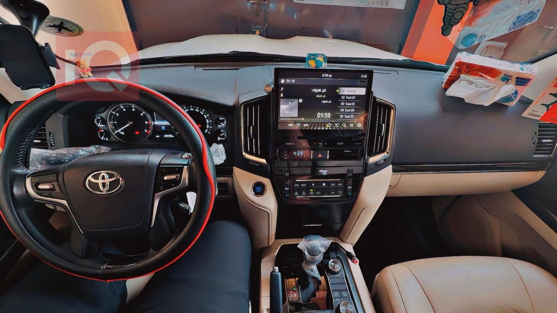 تويوتا لاندكروزر